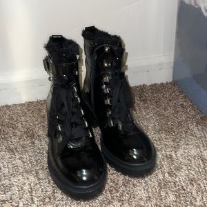 Woman’s Winter Boots